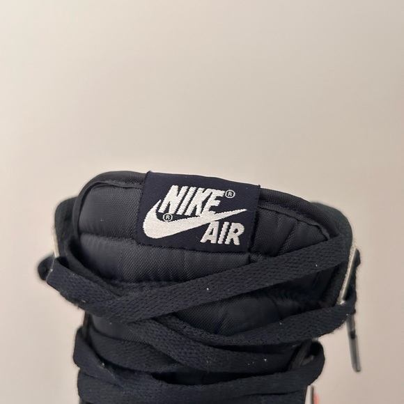 Mid Jordan 1 Retro OG UNC - Picture 6 of 7